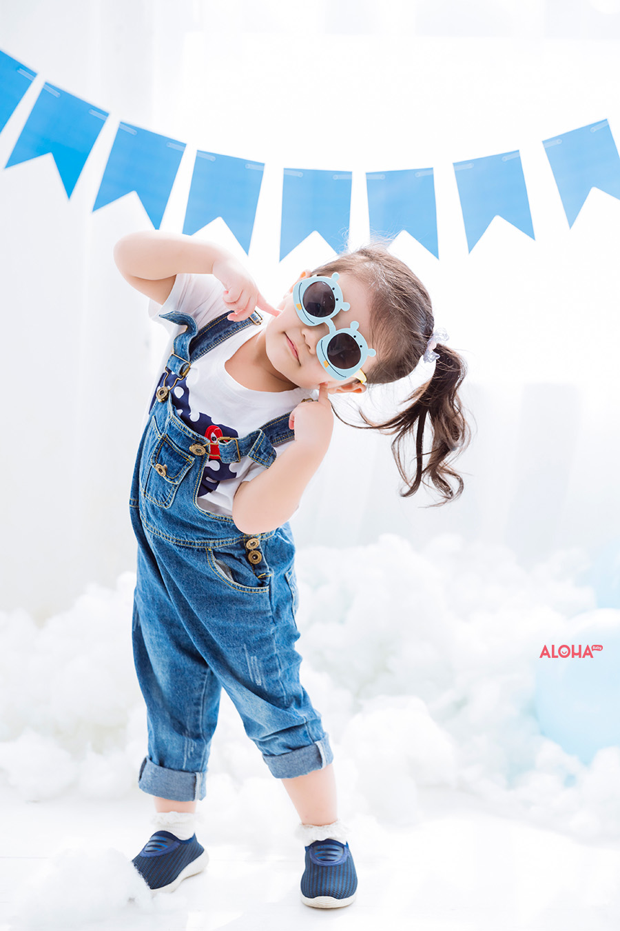 album ảnh bé tường vy